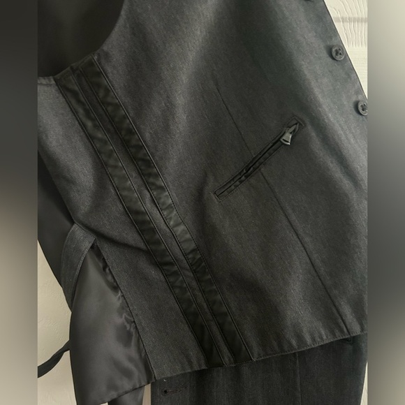 Rock & Republic Mens XXL Suit Vest - Black / Charoal Herringbone 5 Button - Picture 4 of 7